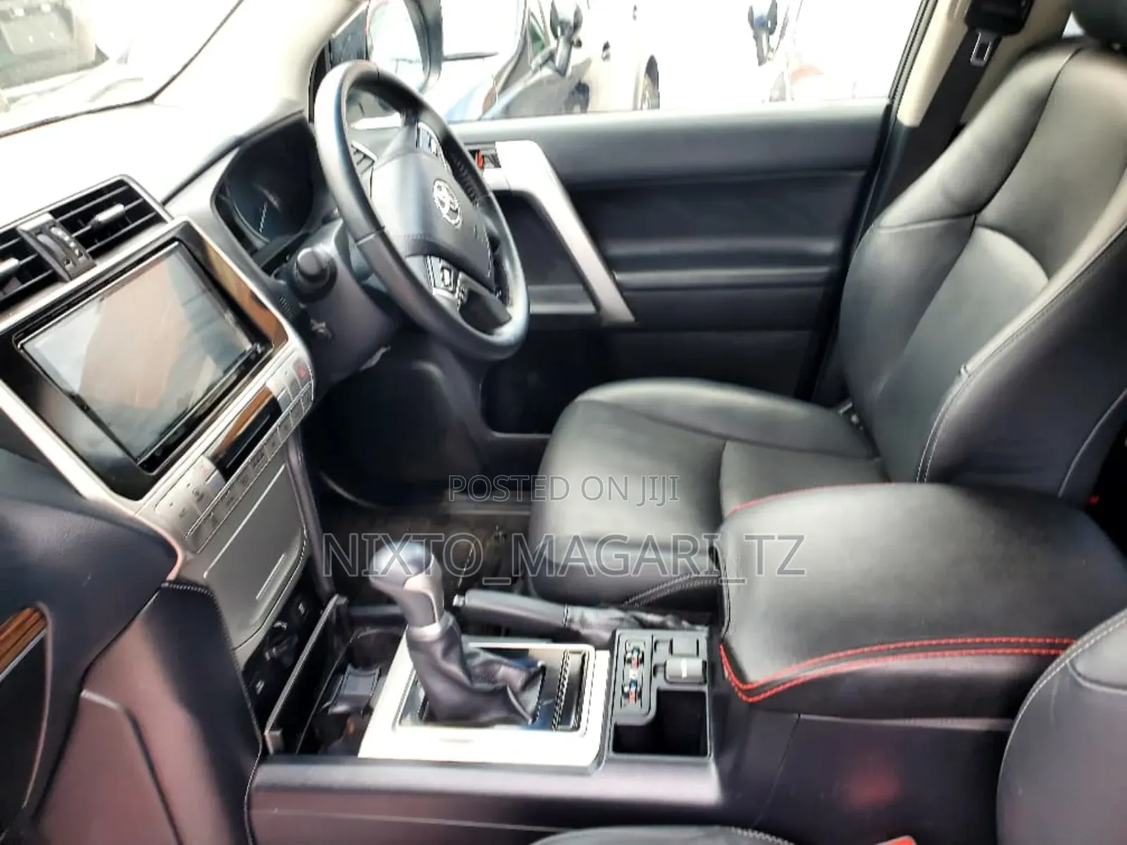 Toyota Land Cruiser Prado 2019 White