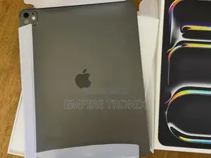 New Apple iPad Pro 13 (2025) 512 GB Black