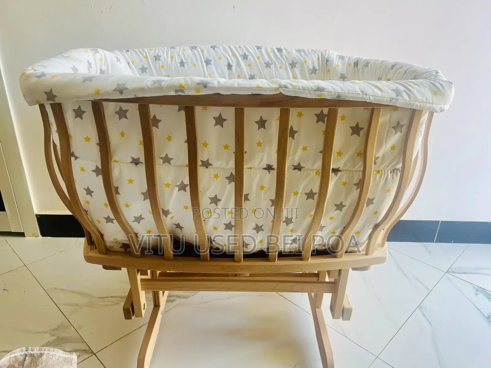 Baby Crib/Kitanda Cha Mtoto