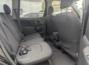 Toyota Fun Cargo 2002 Black