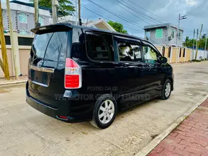 Toyota Noah 2009 Black