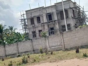 Mradi Wa Viwanja Wazo Kontena Mita 200 Toka Lami