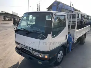 Mitsubishi Canter Crane 4d35 1994 White
