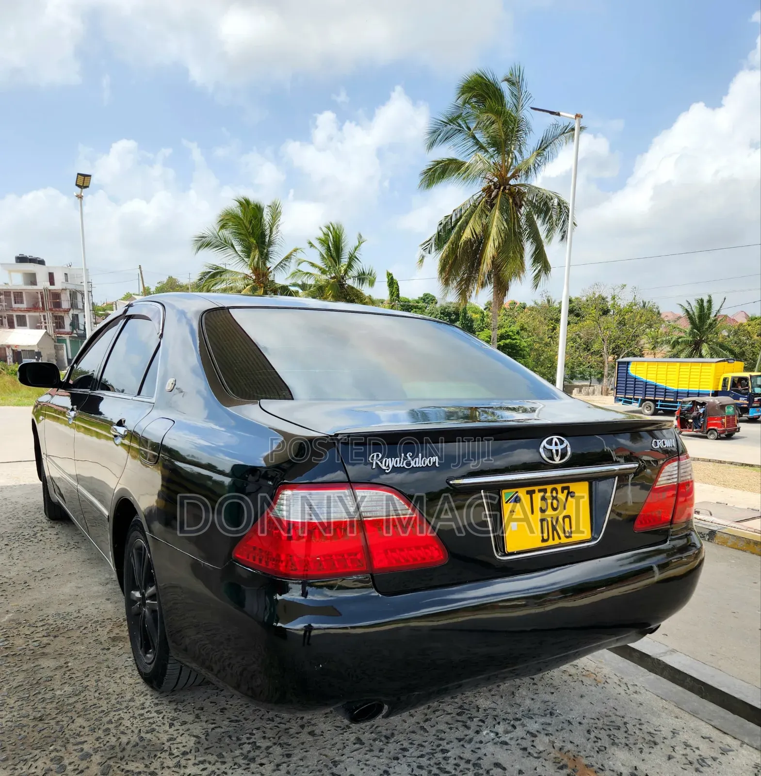 Toyota Crown Royale 2005 Black