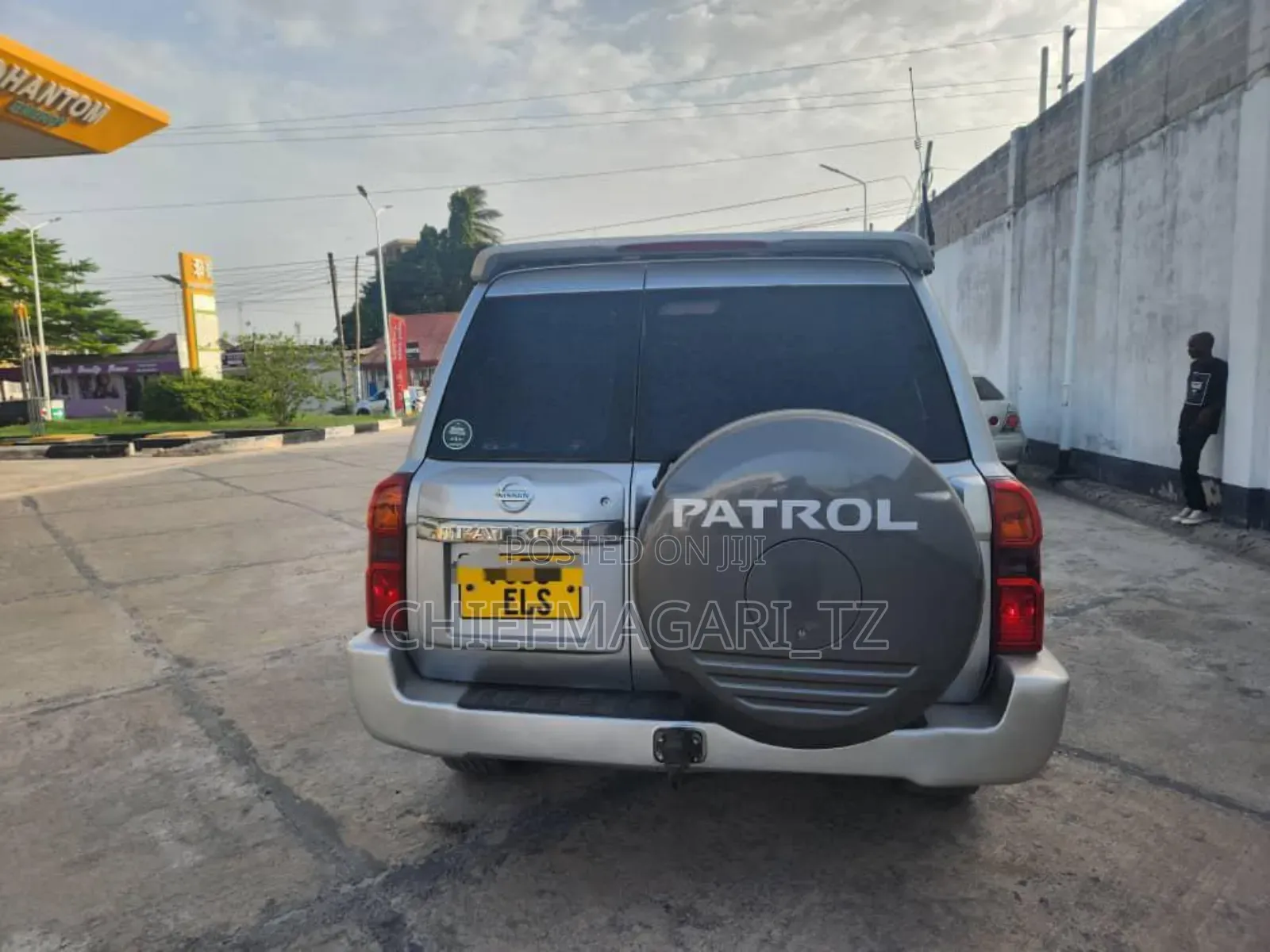 Nissan Patrol 2010 Silver