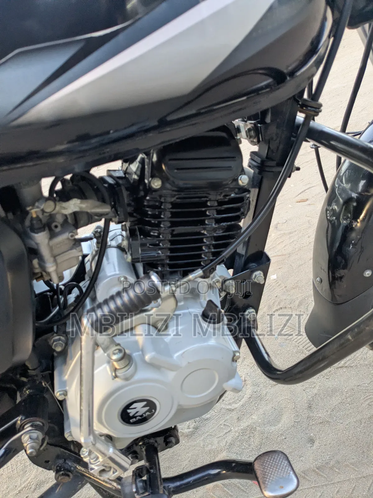 Bajaj Boxer 125 2025 Black