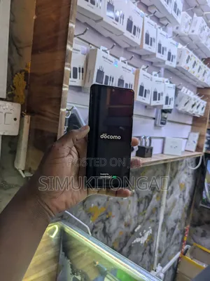 Sharp Aquos R5G 256 GB White