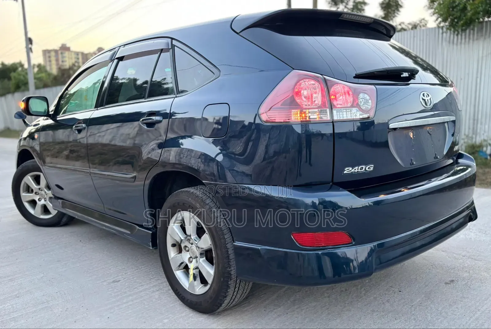Toyota Harrier 2005 Blue
