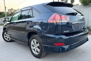 Toyota Harrier 2005 Blue