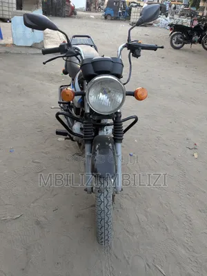 TVS HLX 125 2025 Black