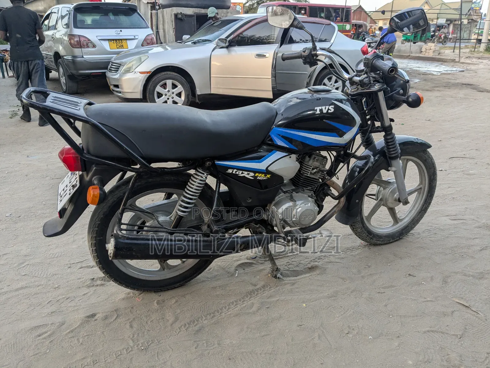 TVS HLX 125 2025 Black