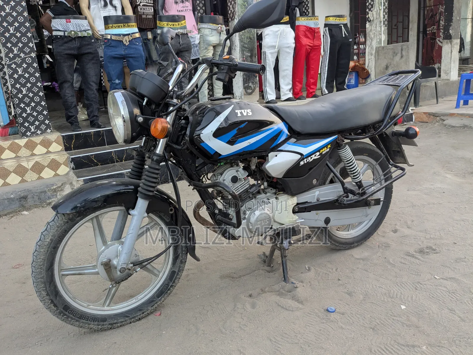 TVS HLX 125 2025 Black