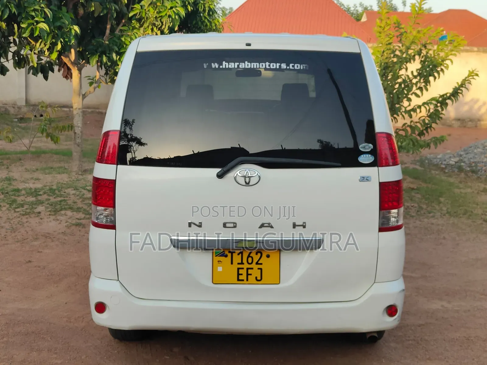 Toyota Noah 2006 White