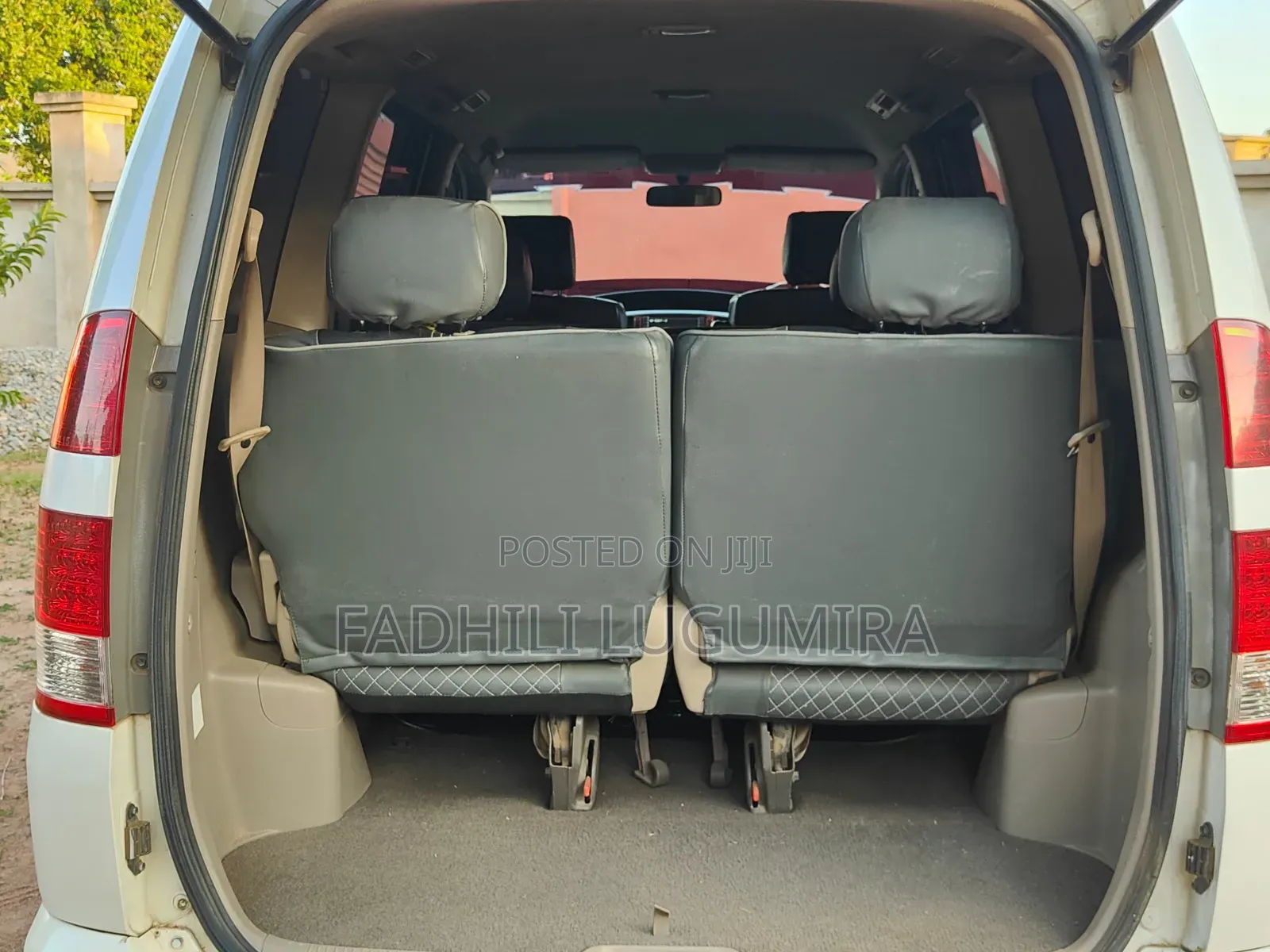 Toyota Noah 2006 White