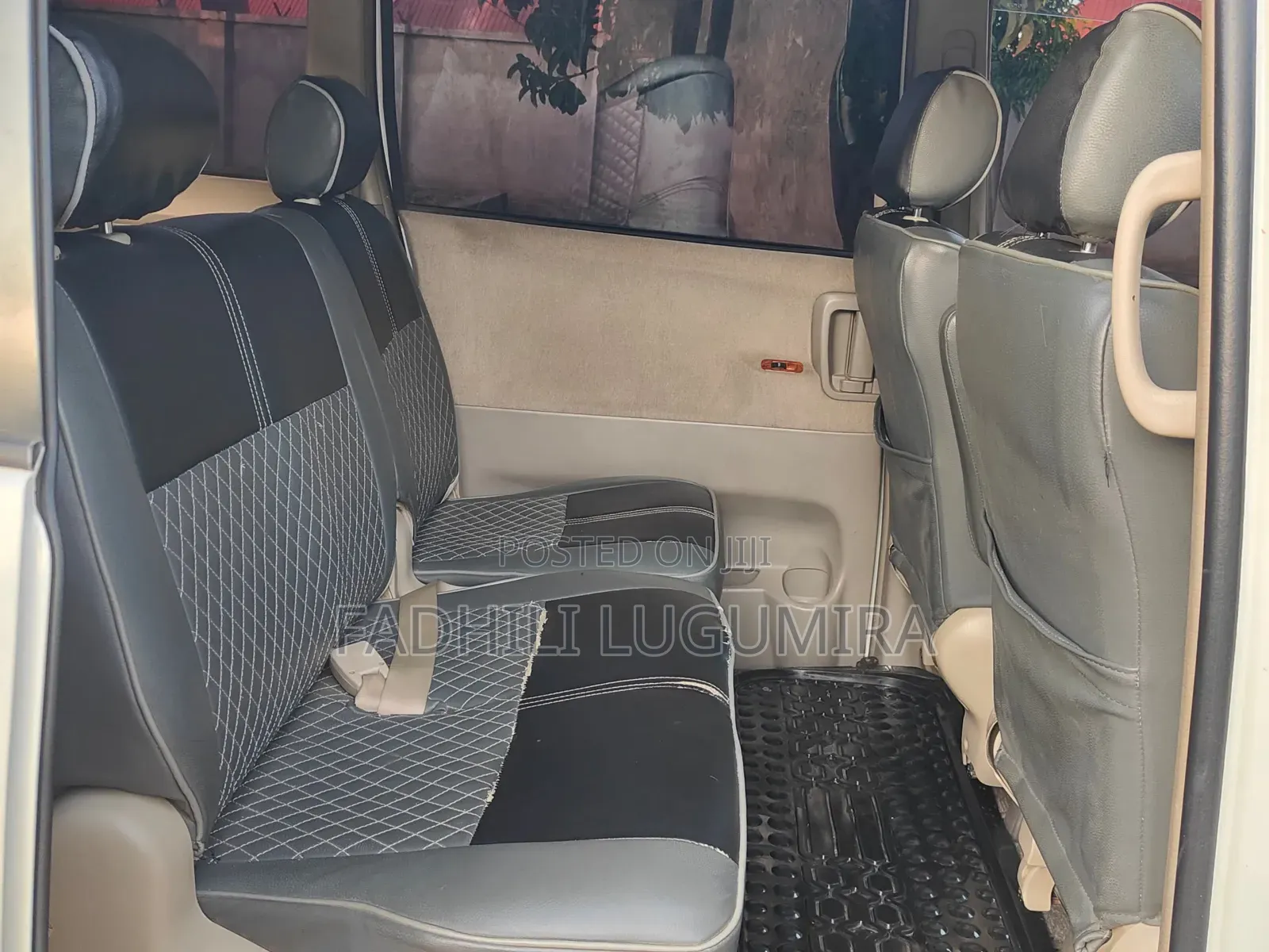 Toyota Noah 2006 White