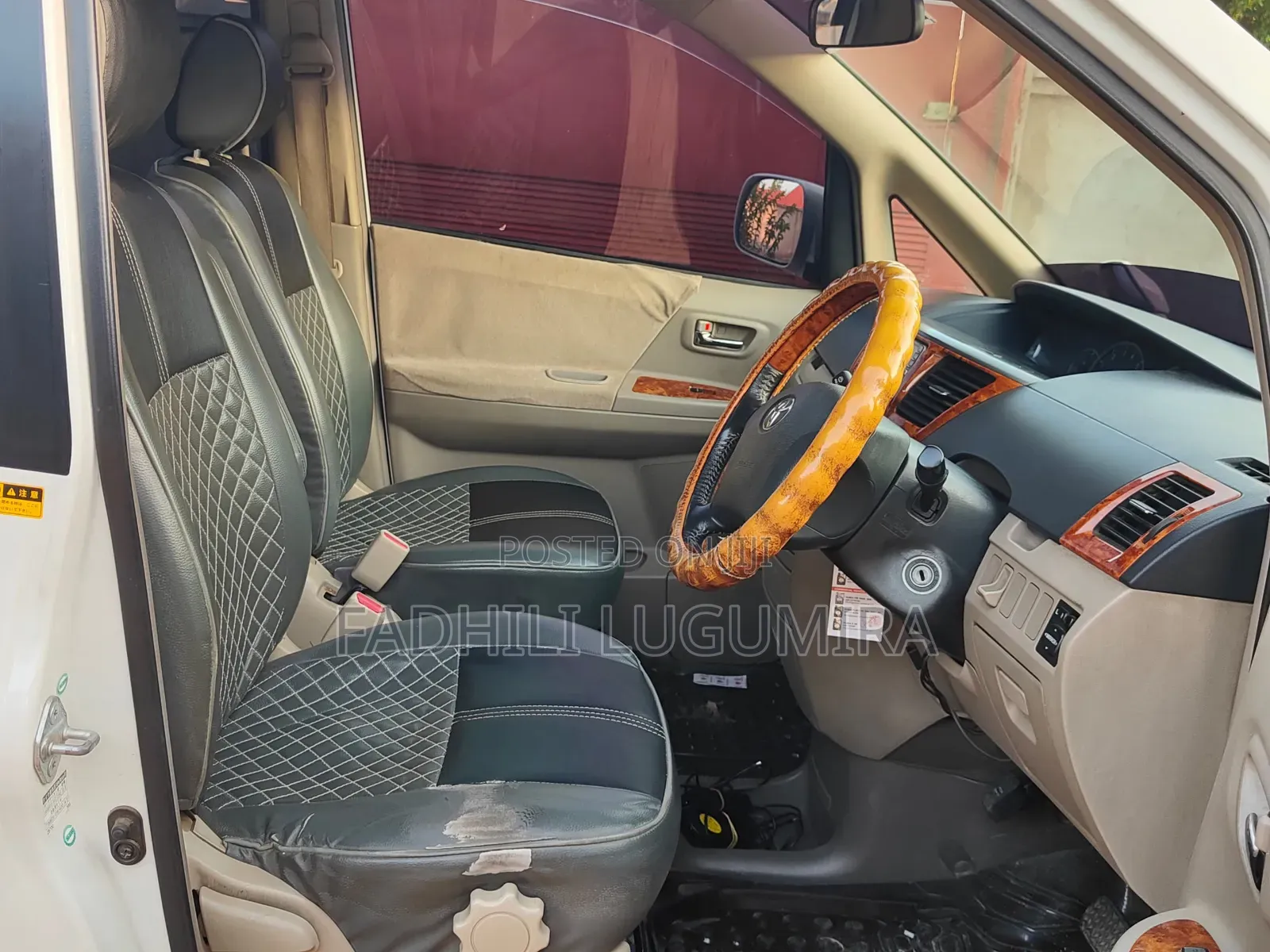 Toyota Noah 2006 White