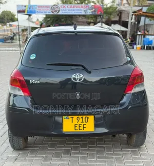 Toyota Vitz 1.5 FWD 3dr 2006 Black