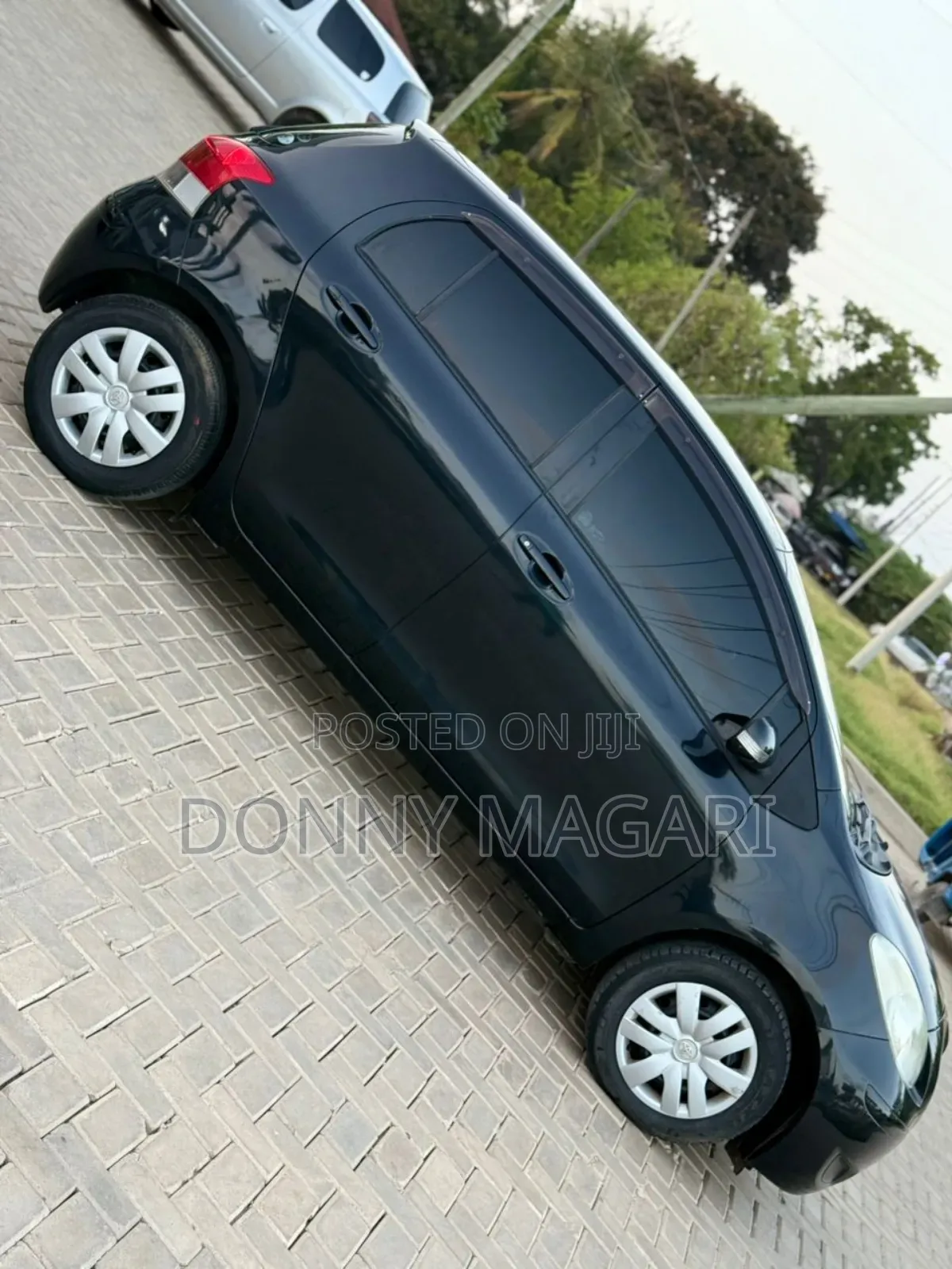 Toyota Vitz 1.5 FWD 3dr 2006 Black