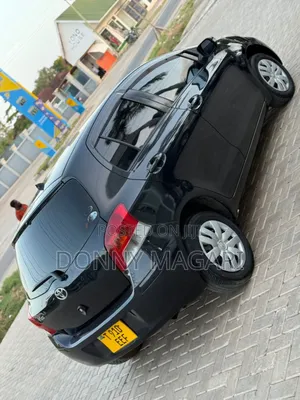 Toyota Vitz 1.5 FWD 3dr 2006 Black