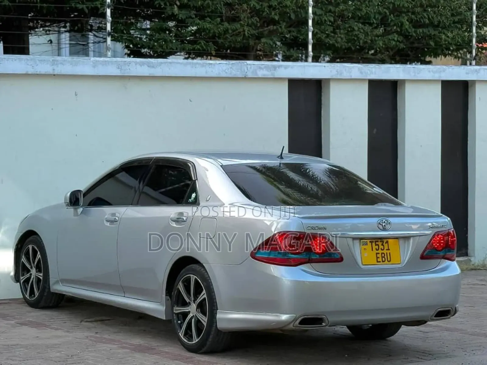 Toyota Crown 2009 Silver