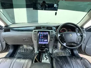 Toyota Crown 2009 Silver
