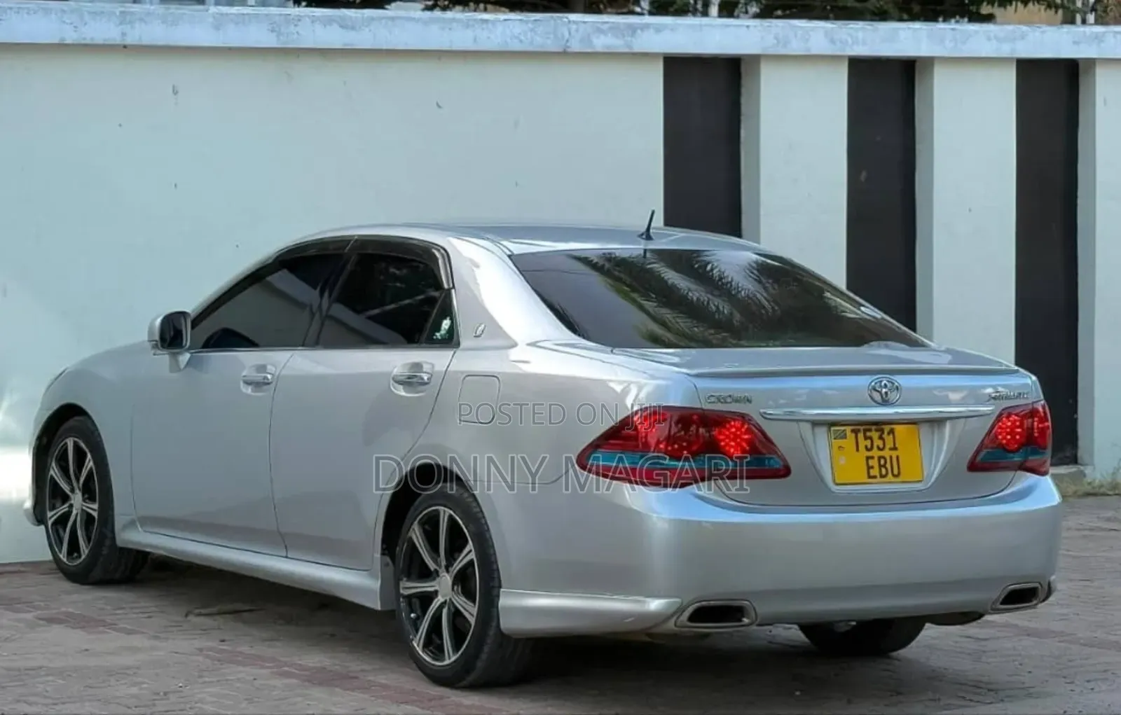 Toyota Crown 2009 Silver
