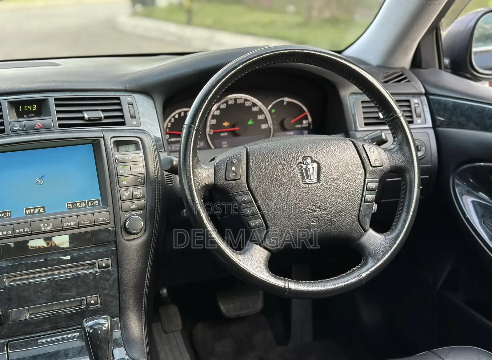 Toyota Crown 2006 Black