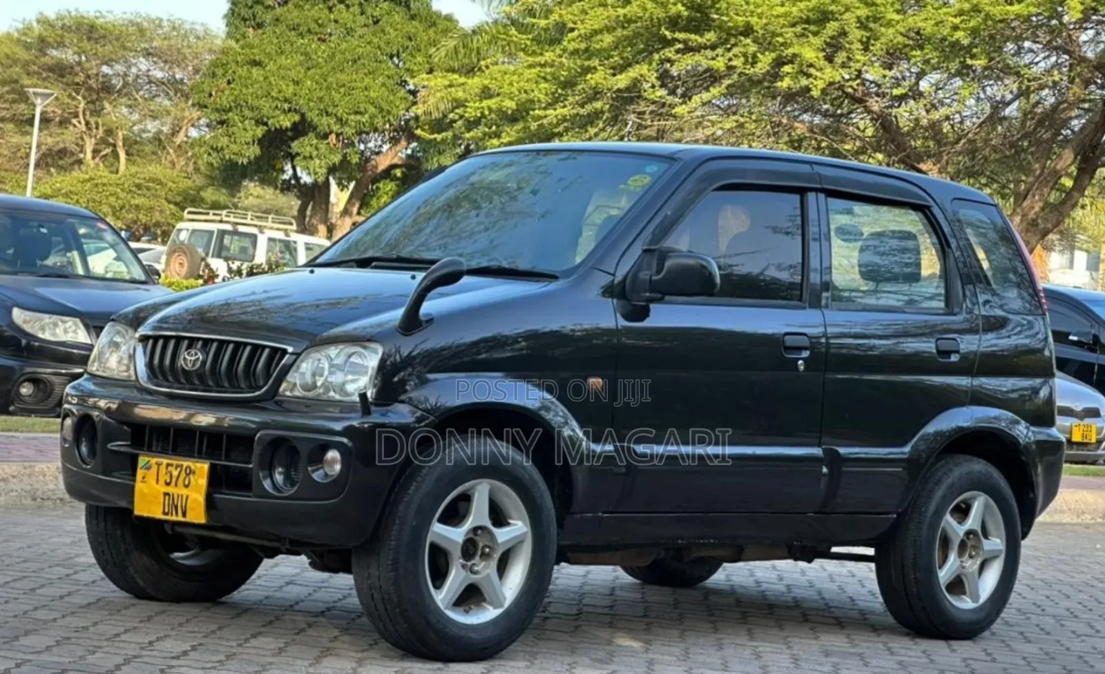 Toyota Cami 2012 Black