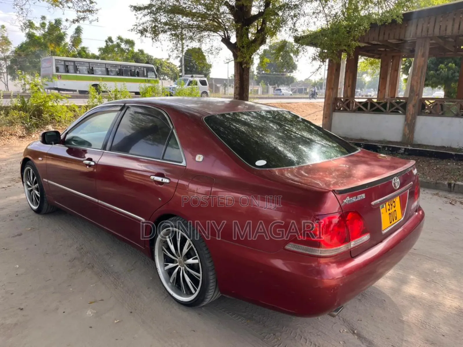 Toyota Crown 2006 Maroon