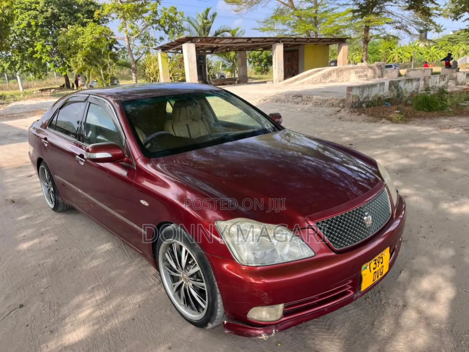 Toyota Crown 2006 Maroon
