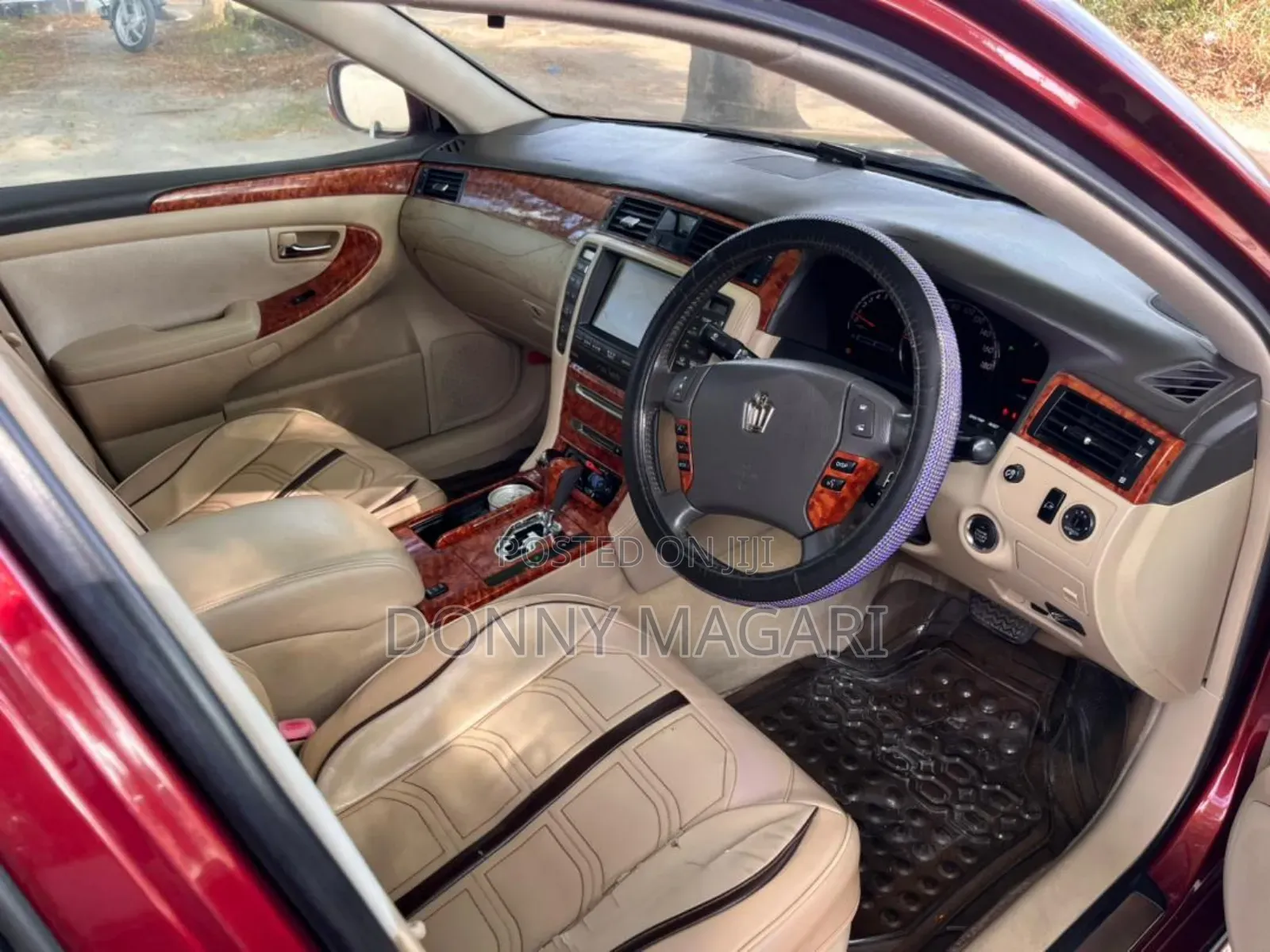 Toyota Crown 2006 Maroon