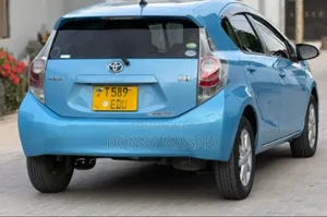 Toyota Aqua 2012 Blue