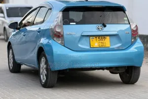 Toyota Aqua 2012 Blue