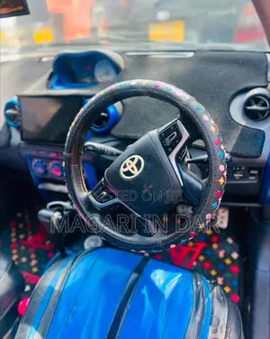 Toyota IST 2004 Blue