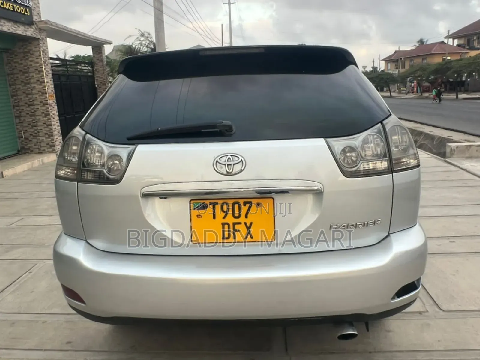 Toyota Harrier 2005