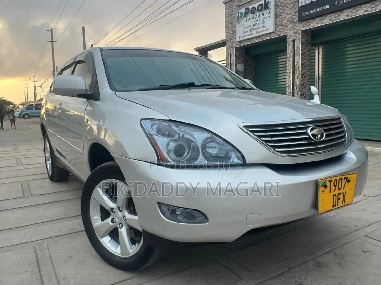 Toyota Harrier 2005