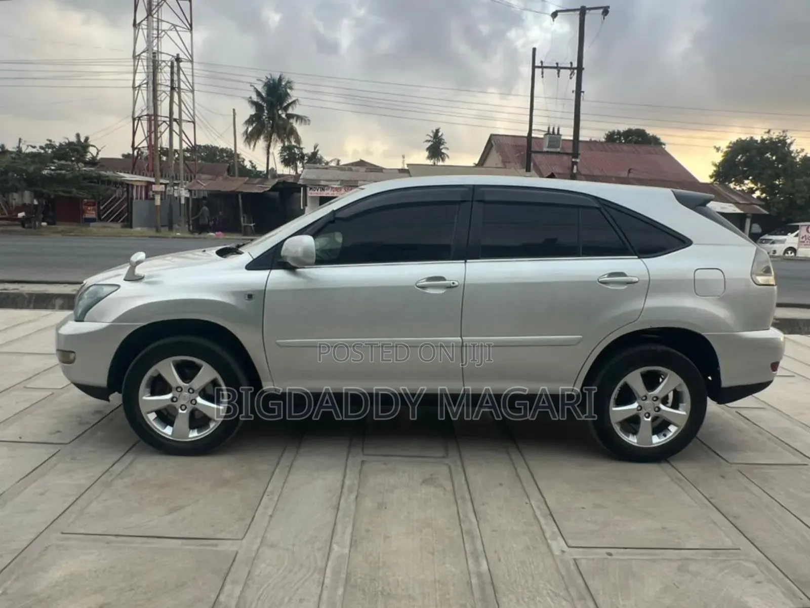 Toyota Harrier 2005