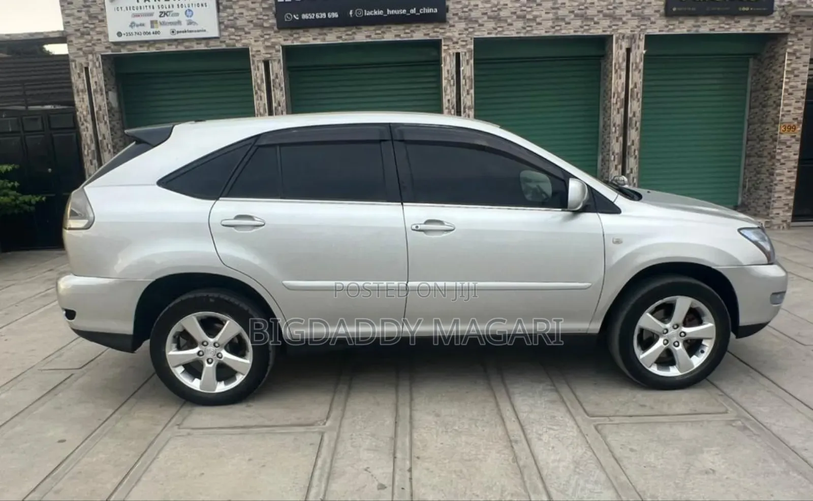 Toyota Harrier 2005