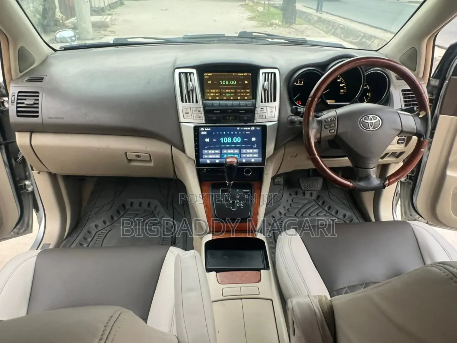 Toyota Harrier 2005