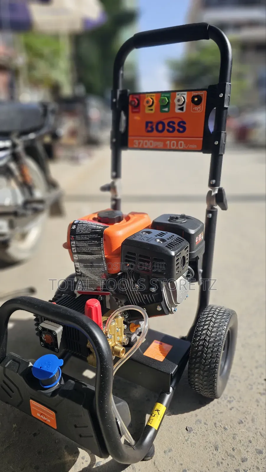 Boss Gasoline Pressure Washer 3700psi
