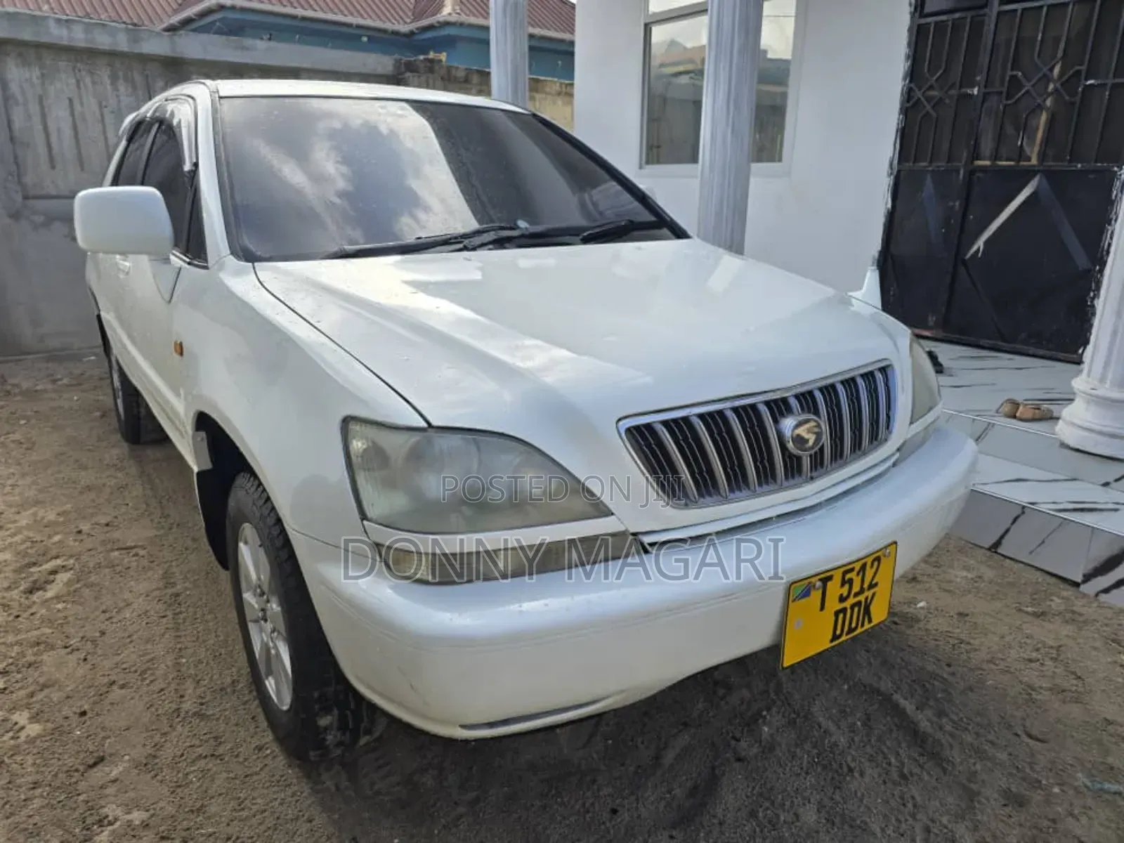 Toyota Harrier 2.2 16V 2001 White