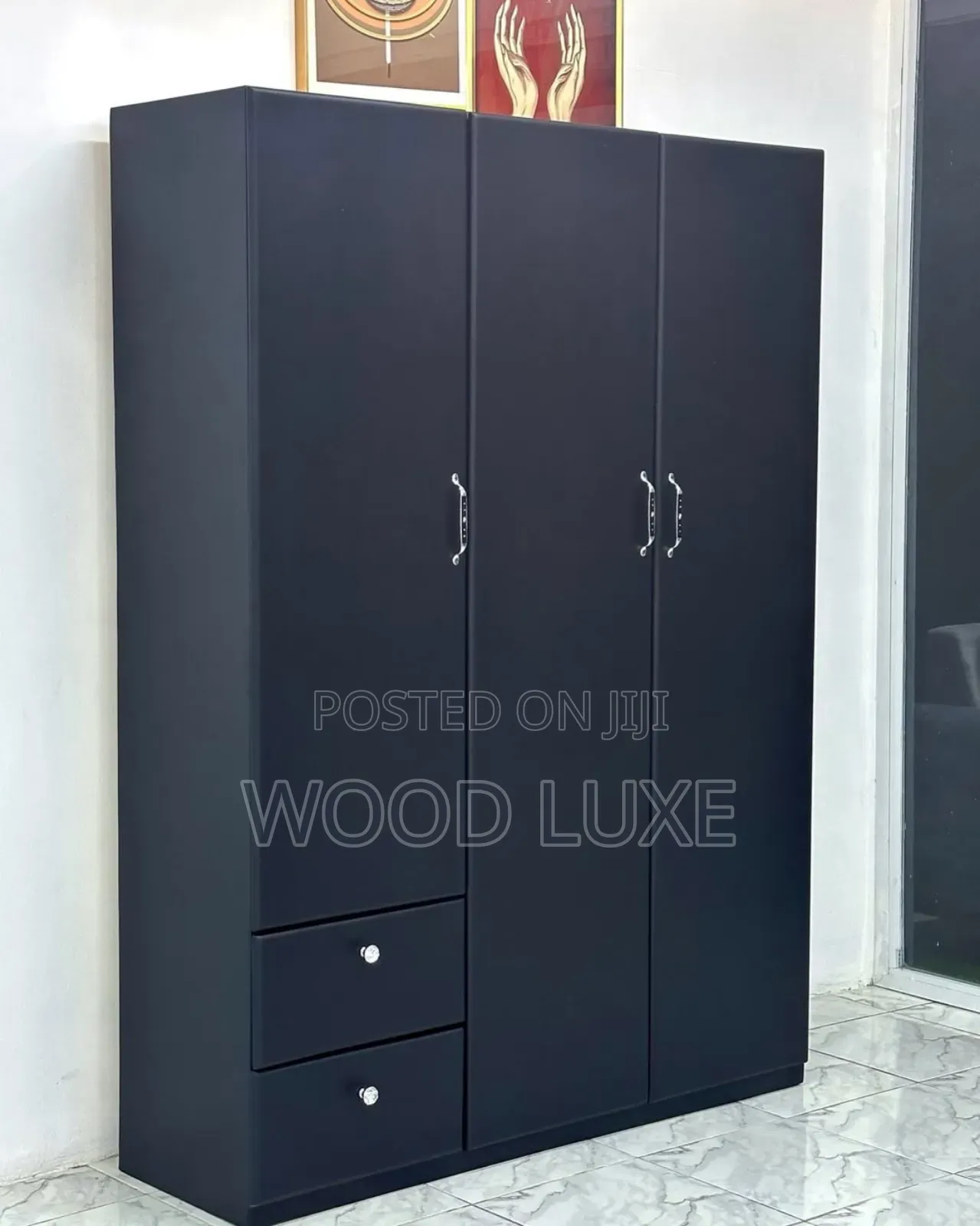 Wardrobe Woodluxe