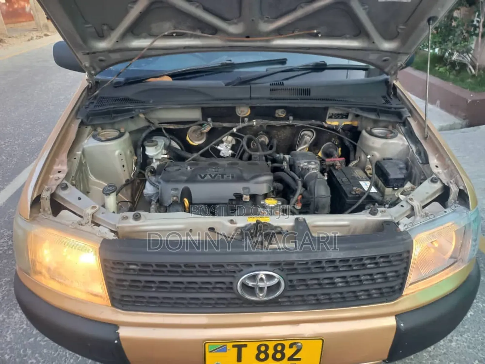 Toyota Probox 2010 Gold