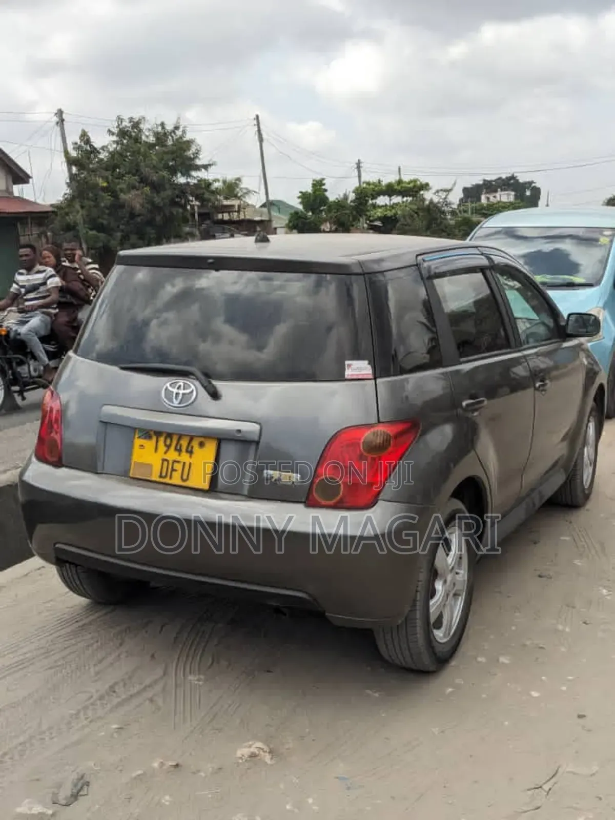 Toyota IST 2004 Gray