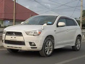 Mitsubishi RVR 2010 White