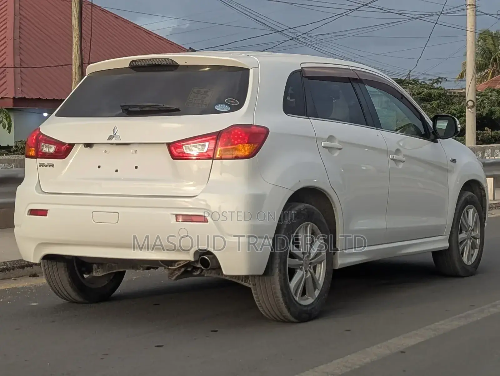 Mitsubishi RVR 2010 White