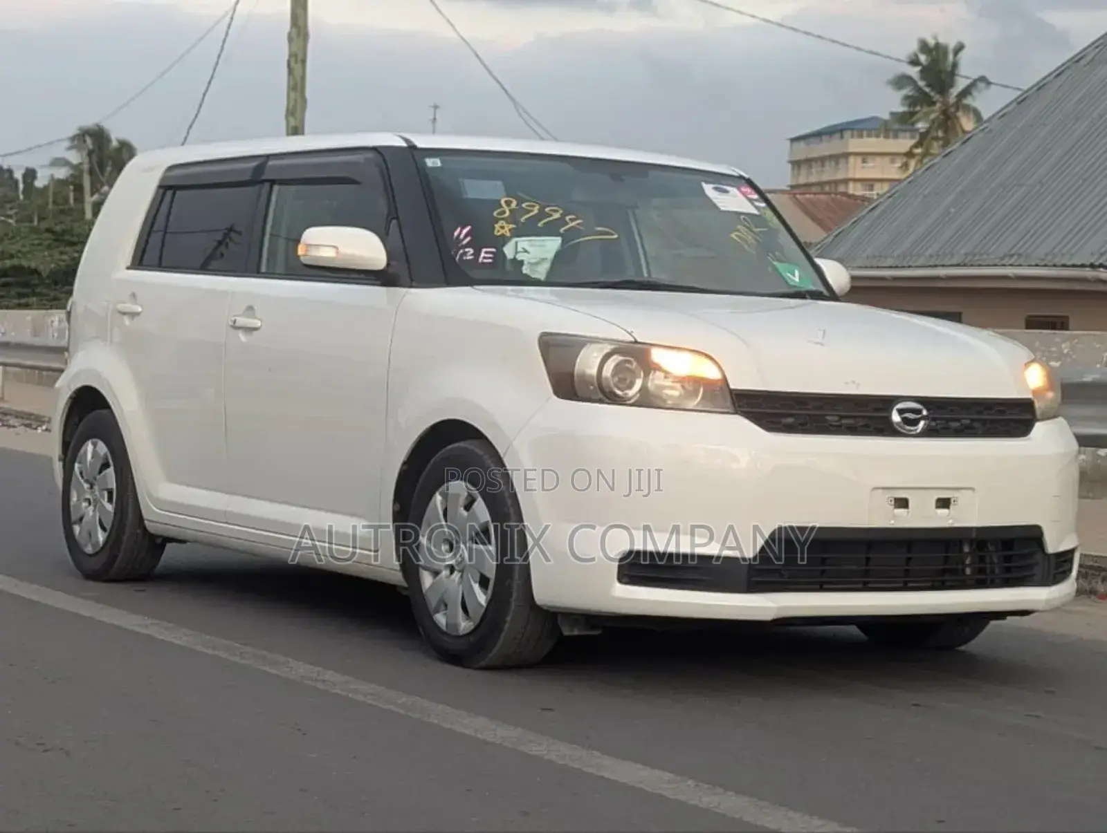 Toyota Corolla Rumion Hatchback 1.8 AWD 2010 White