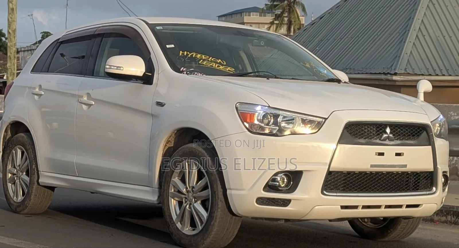 Mitsubishi RVR 2010 White