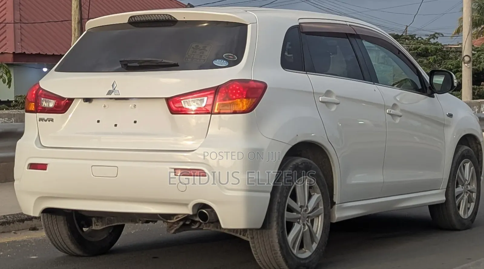 Mitsubishi RVR 2010 White