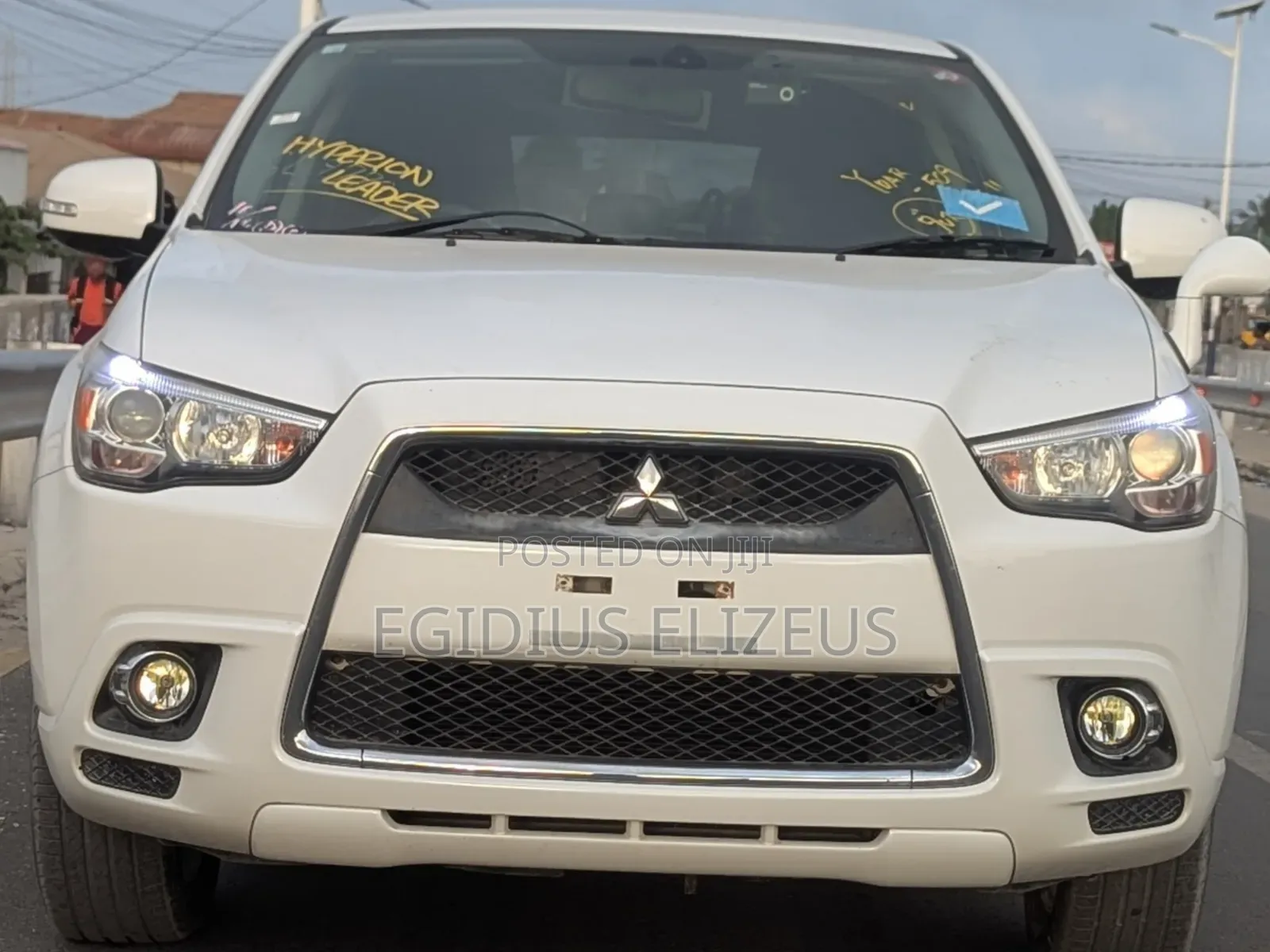 Mitsubishi RVR 2010 White
